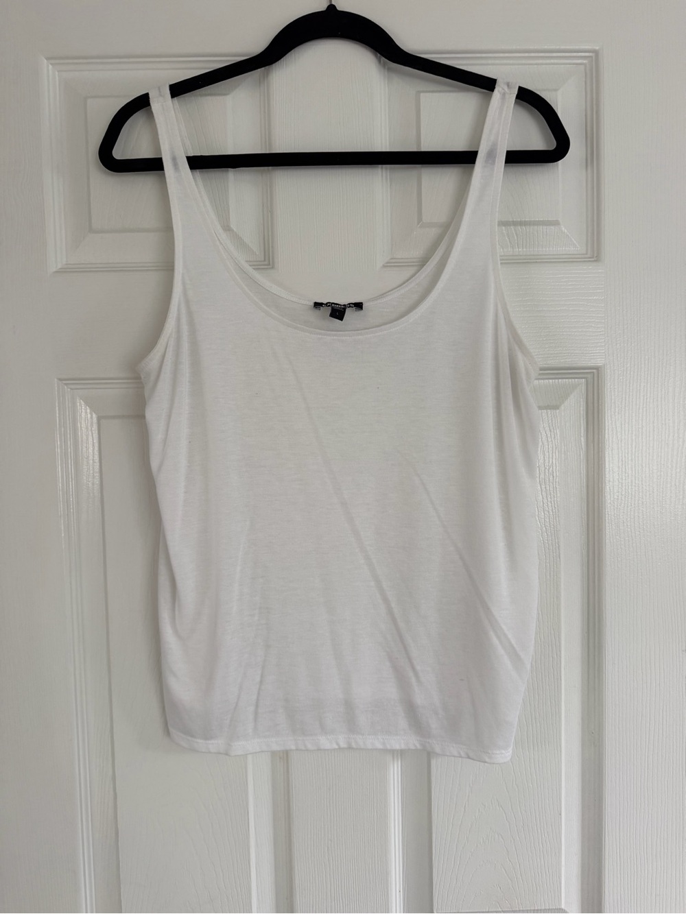 Express White Scoop Neck Tank Top